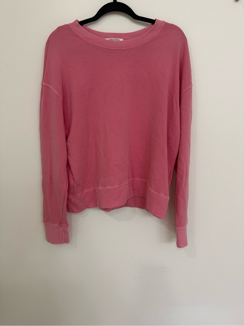 Perfectwhitetee Women's Pink Pullover Crewneck Sweater Size Medium
